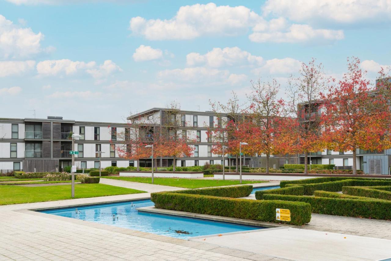The Vizion Serviced Apartments From Pincott Properties - Free Parking, Private Balcony, And Wifi Мілтон-Кінз Екстер'єр фото