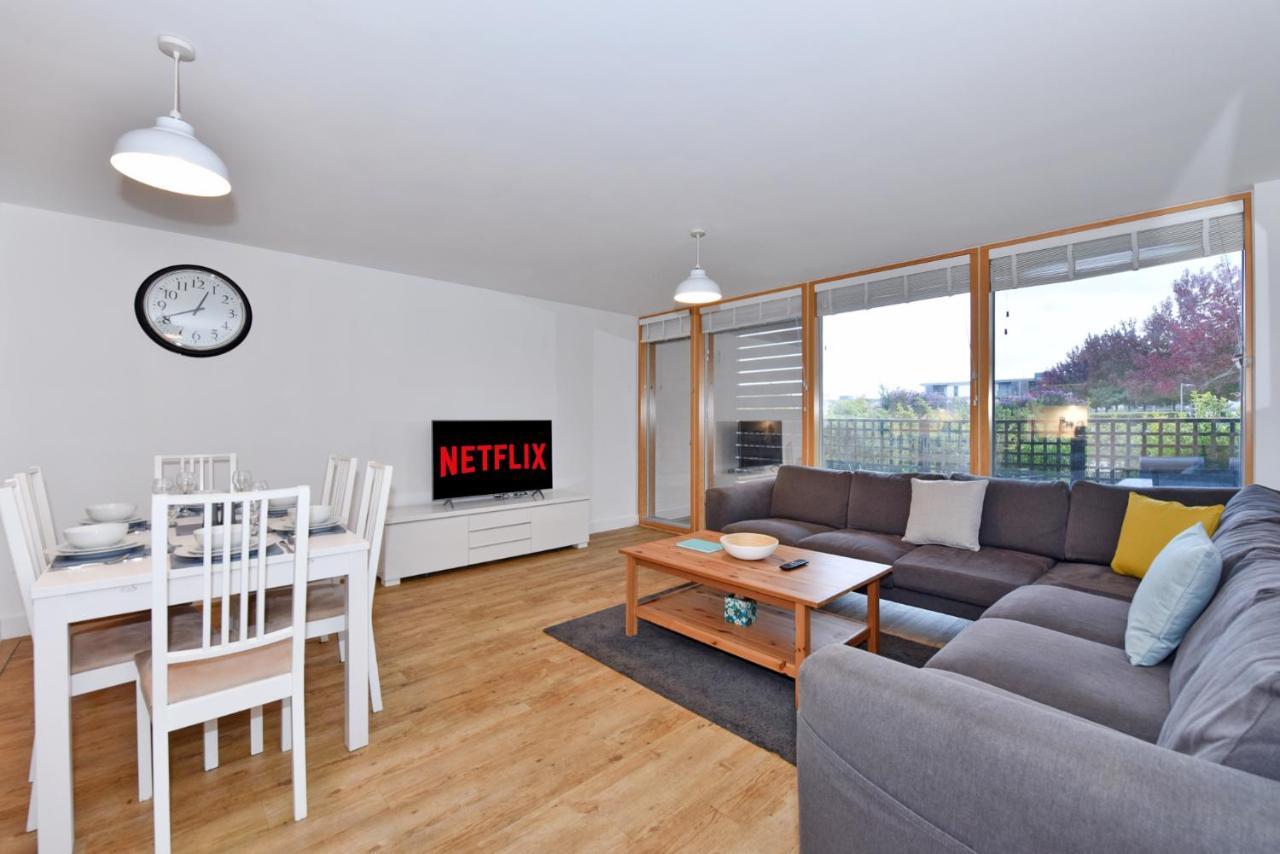 The Vizion Serviced Apartments From Pincott Properties - Free Parking, Private Balcony, And Wifi Мілтон-Кінз Екстер'єр фото