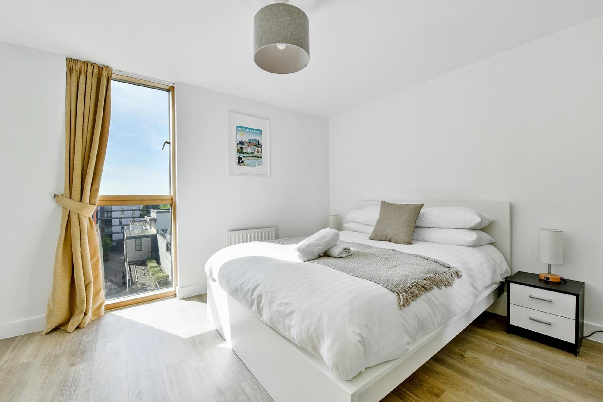 The Vizion Serviced Apartments From Pincott Properties - Free Parking, Private Balcony, And Wifi Мілтон-Кінз Екстер'єр фото