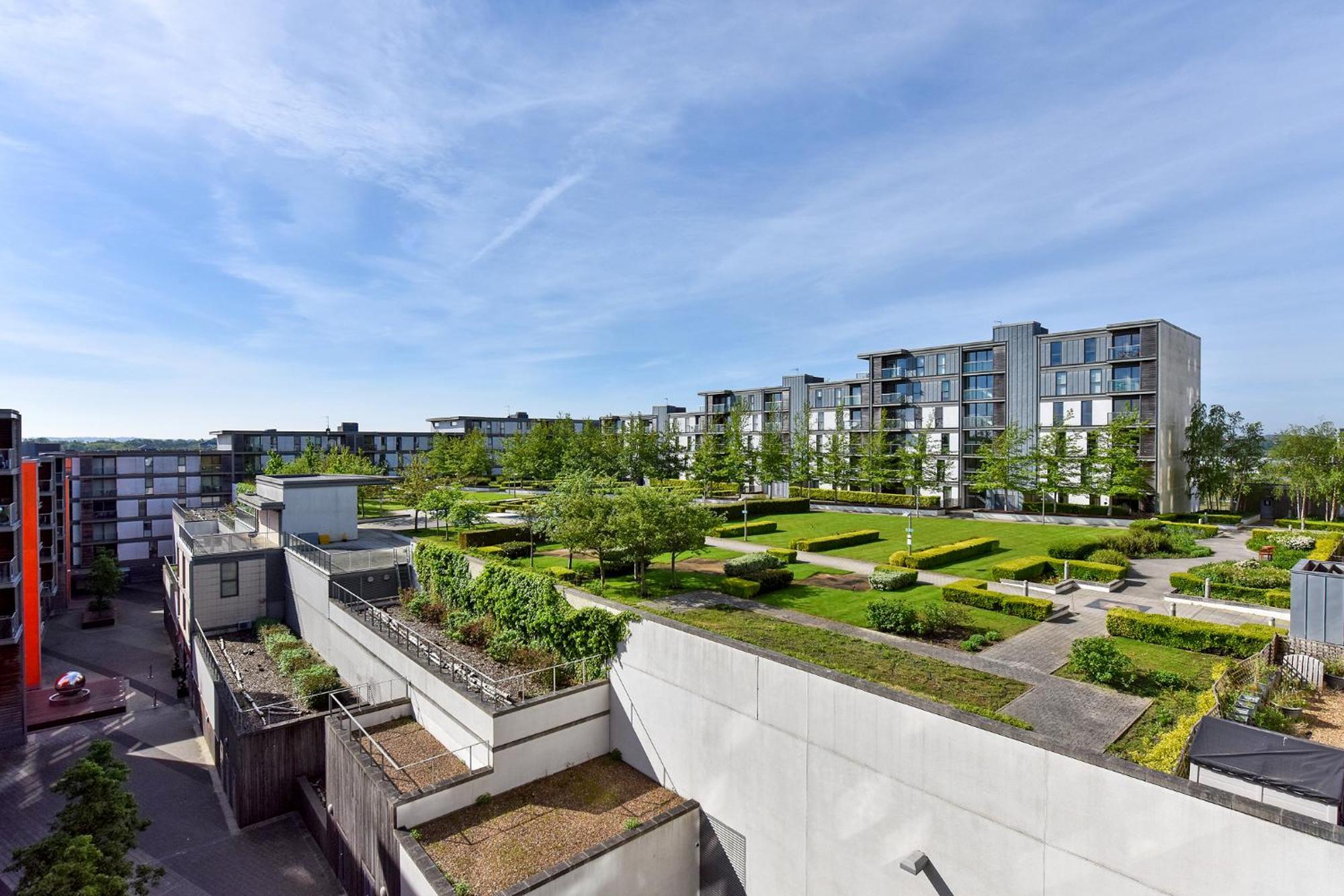 The Vizion Serviced Apartments From Pincott Properties - Free Parking, Private Balcony, And Wifi Мілтон-Кінз Екстер'єр фото