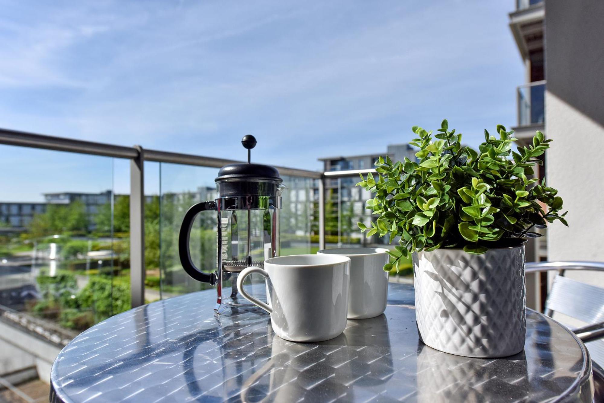 The Vizion Serviced Apartments From Pincott Properties - Free Parking, Private Balcony, And Wifi Мілтон-Кінз Екстер'єр фото